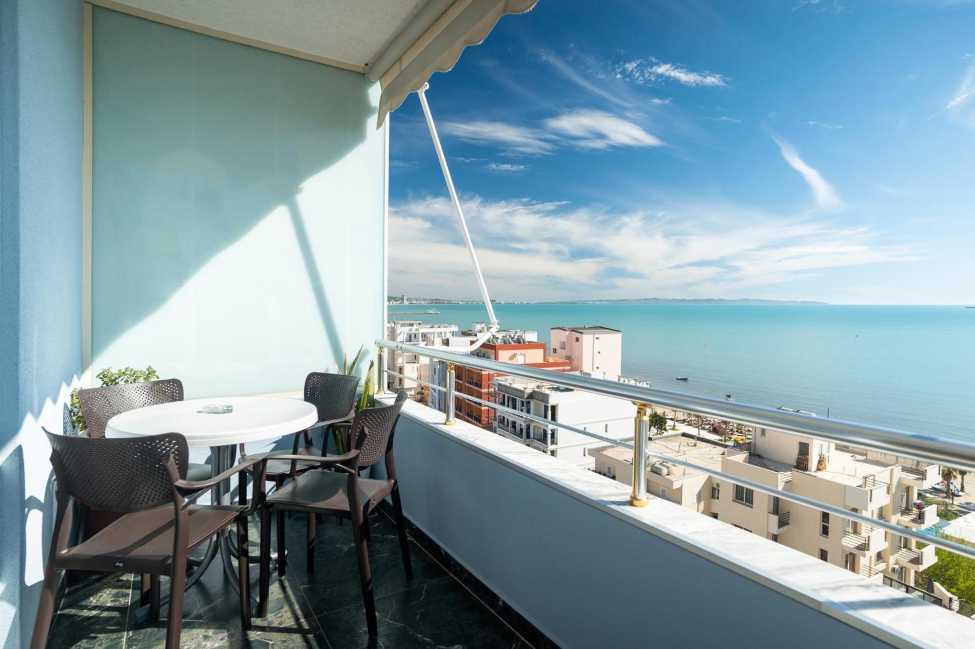 The Blue Pearl Apartment 2 Durrës Exterior foto